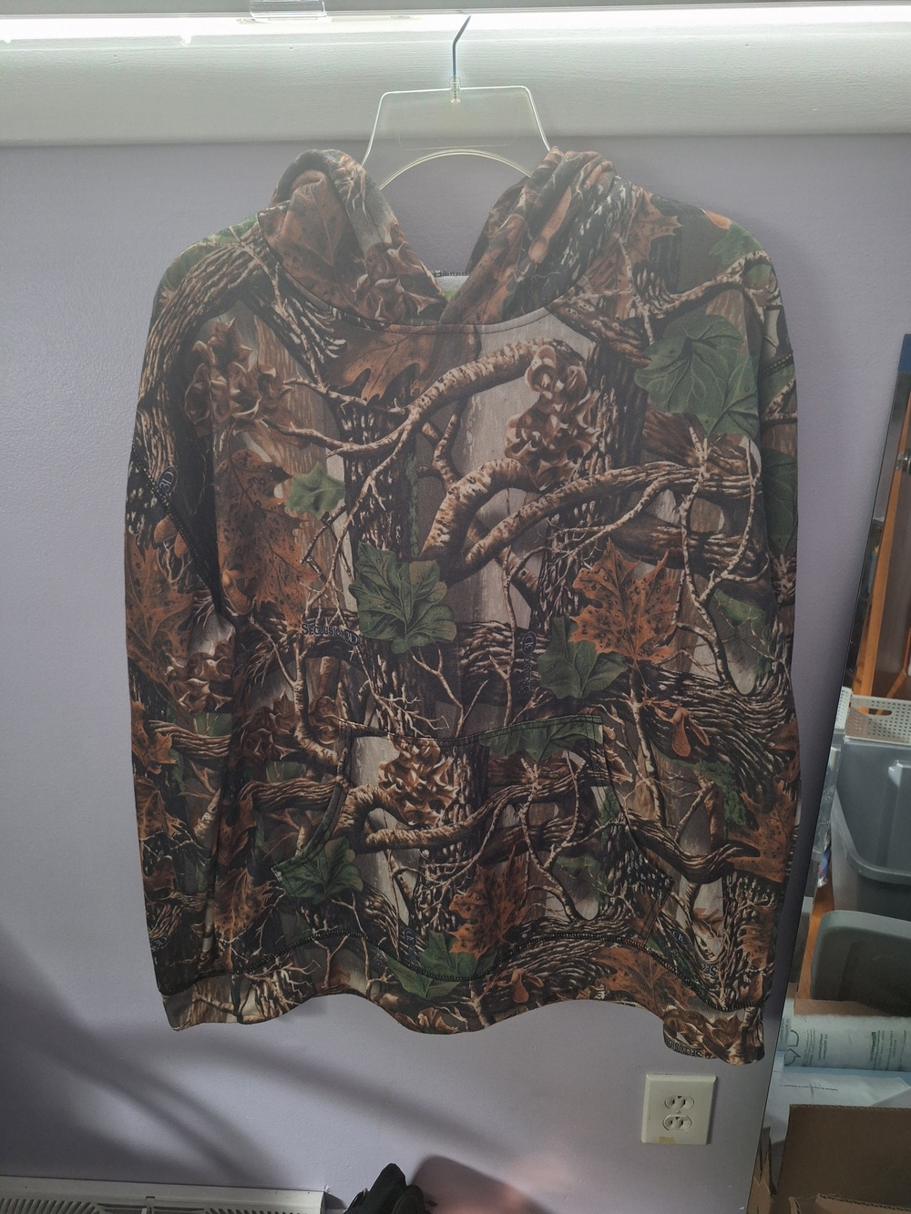 Women's Hooded Camouflage Pullover Sweater - Brown/Green